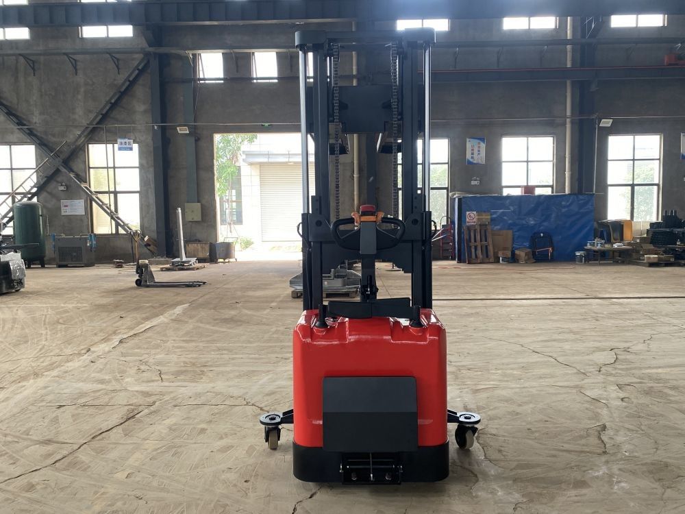 median Order Picking Forklift Truck 1500 KG Order Picker Fork Lift