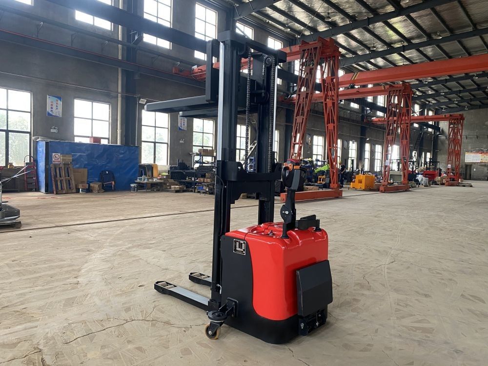 median Order Picking Forklift Truck 1500 KG Order Picker Fork Lift