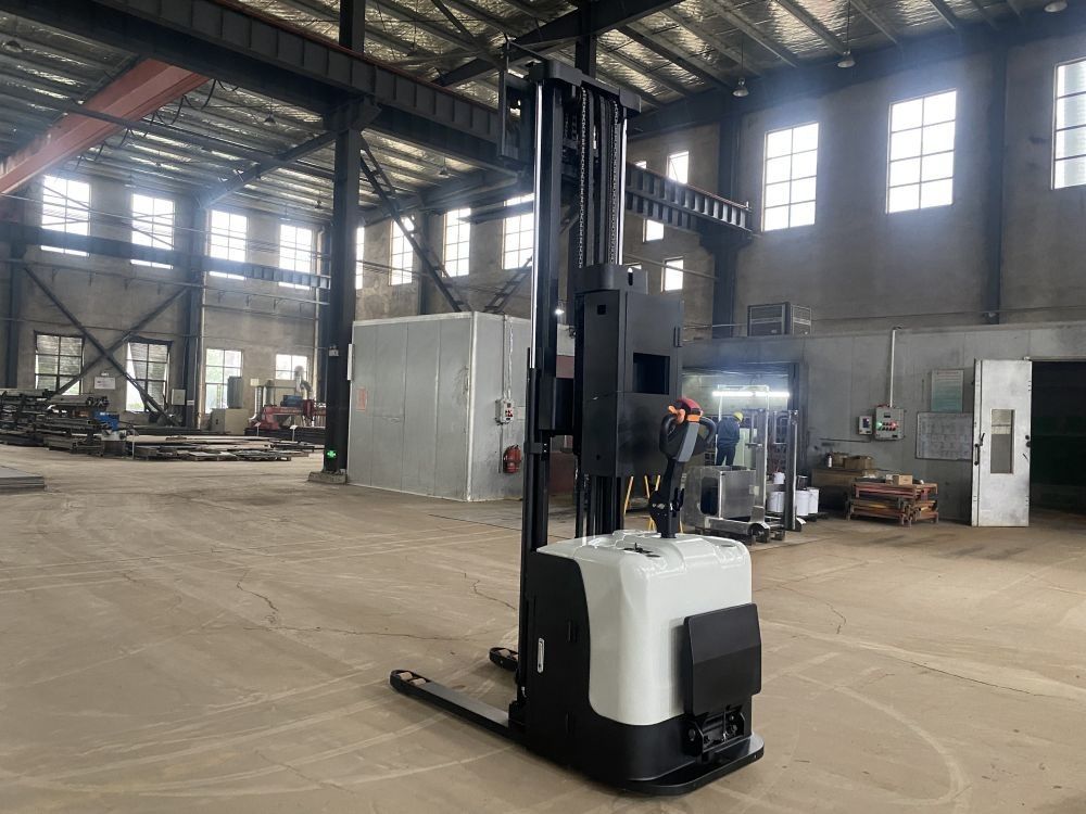 OEM ODM AGV Automated Guided Vehicle Forklift 1000KG Emergency Braking Device