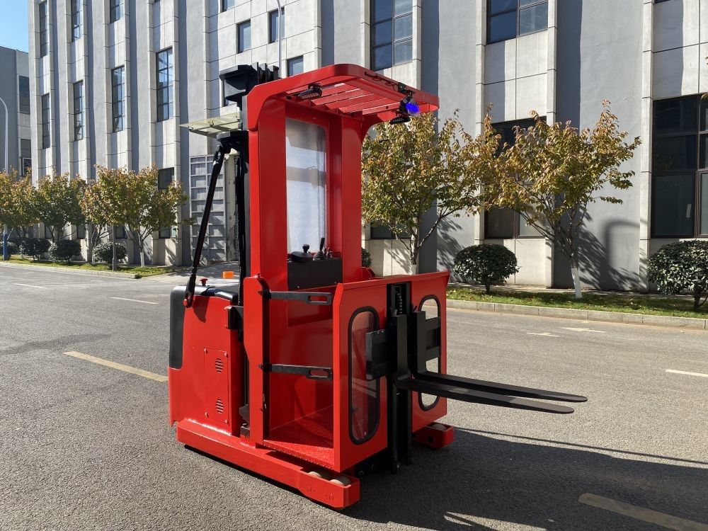1500 KGS Upgoing Order Picking Carts Forklift For High Level Shelves Light Cargo Handling