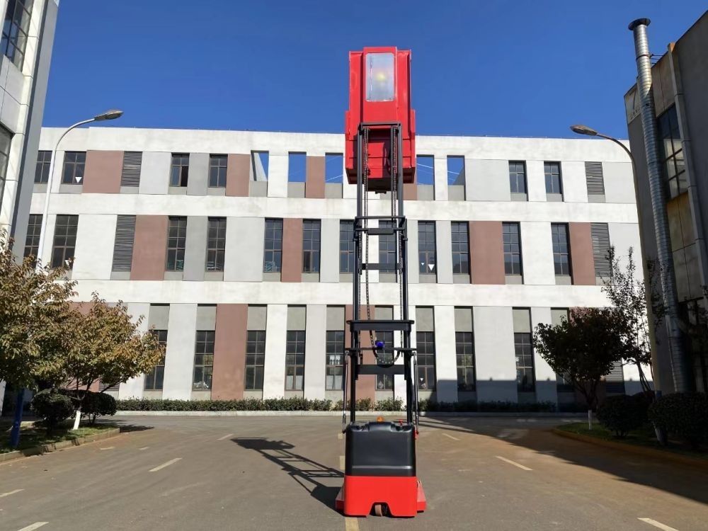 1.5 Ton Electric Warehouse Order Picker  Electric Aerial Order Picker Truck Lifting on Platform