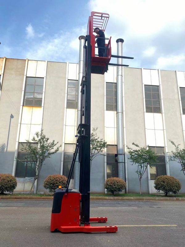 Load Capacity 1000 kg Electric Order Picker Lifting on Platform 24V 465AH Battery Capactity