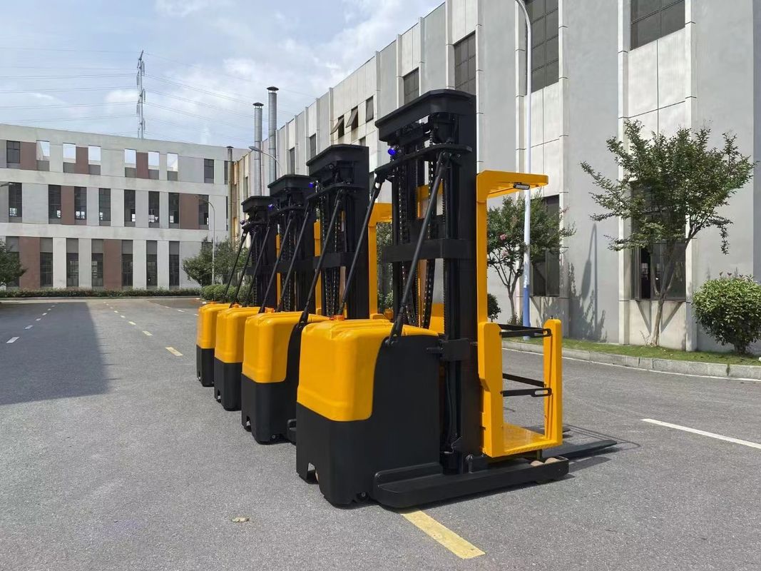 High Capacity Electric Picking Truck with 230V Battery and 920 mm Forks