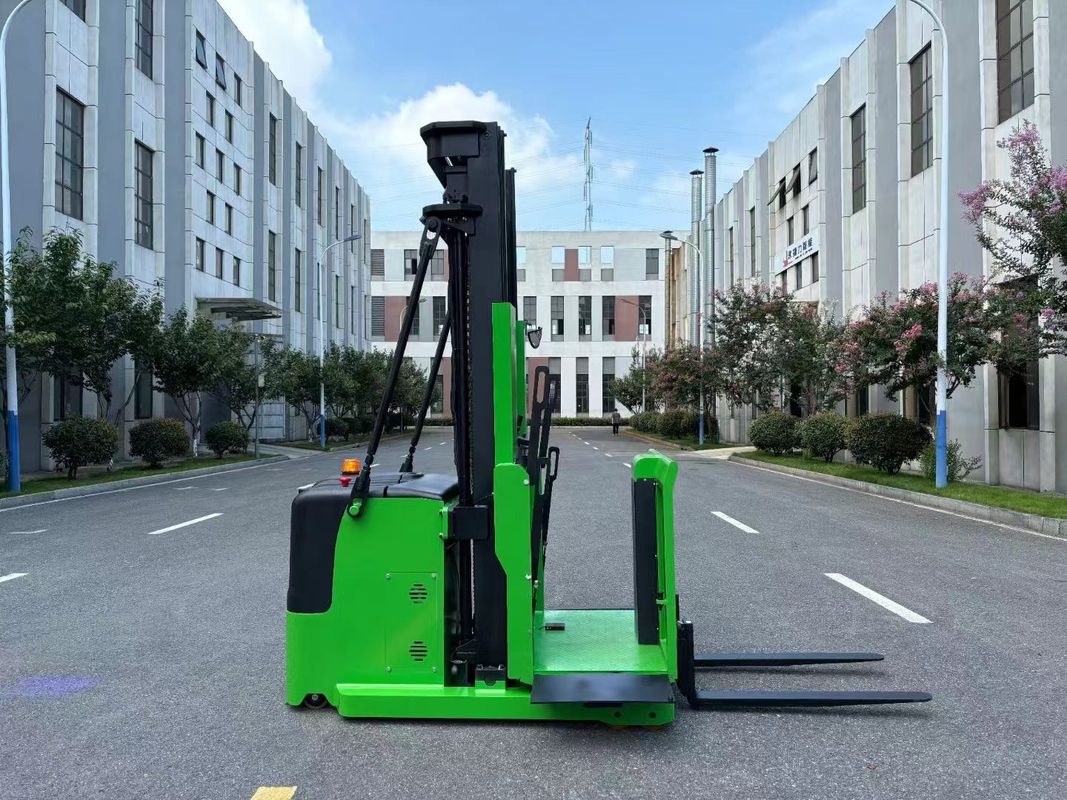 Capacity 600 KG Warehouse Electric Pallet Picker Lift Height 6000 Meters Food And Beverage Industry