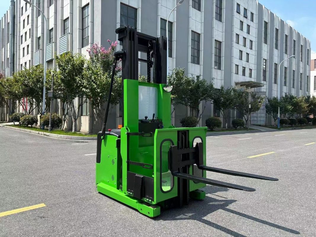 Capacity 600 KG Lifting Order Picking Forklift Truck 6000 Meters Cold Storage Facilities Distribution Centers