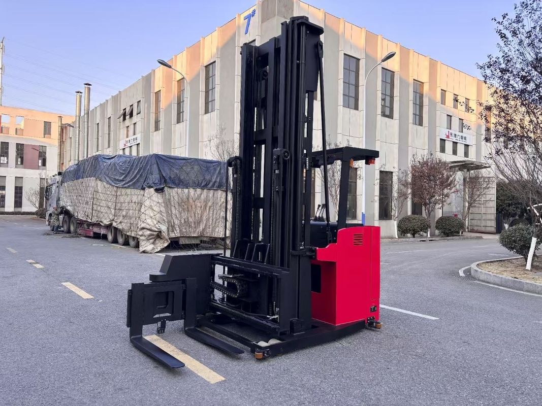 Three-way Electric Forklift  Fork Rotated Left and Right Rated Weight 1500 KG Lifting Height  7000 MM