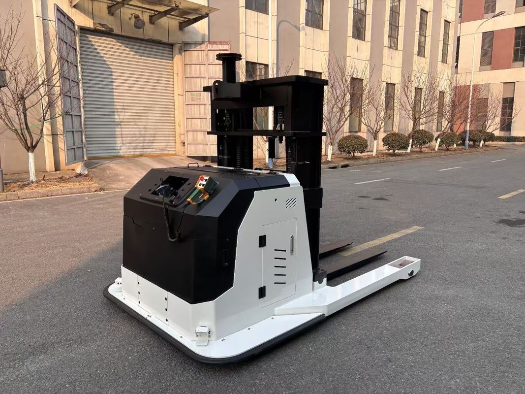 AGV Body  Electric Pallet  Stacker Lifting Height 4 Meters Fork Adjustment Range 400-700mm Curtis Control System