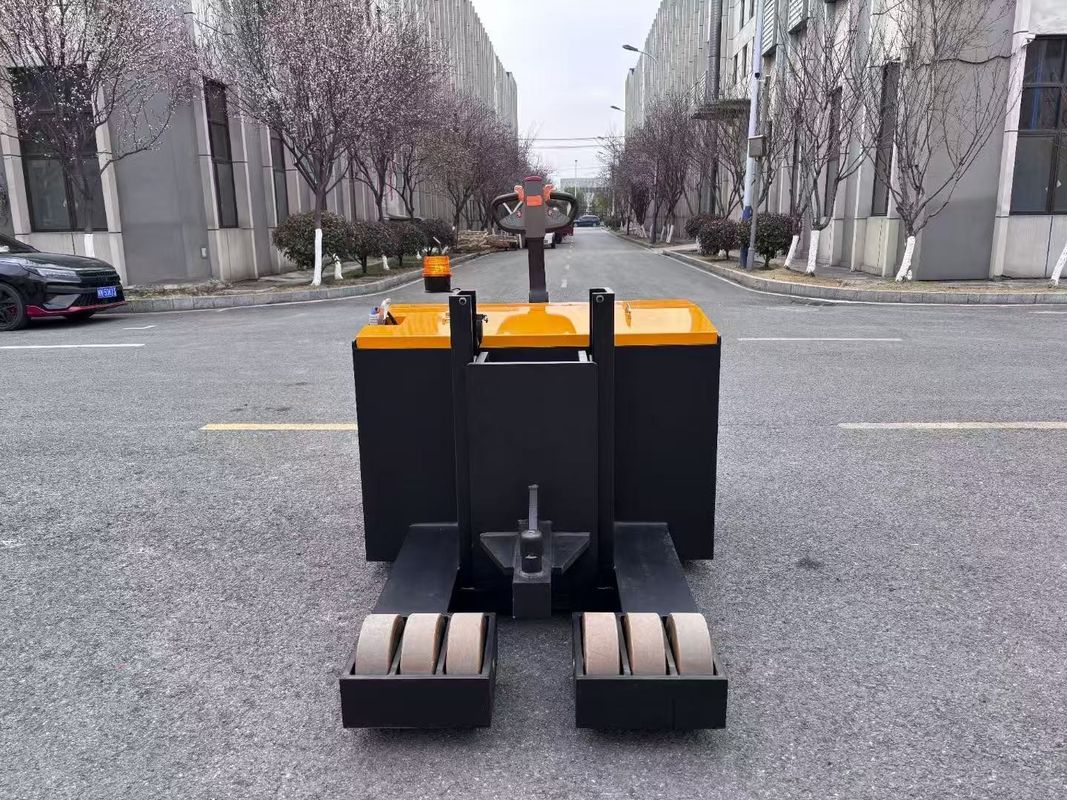 20 Tons Electric Load Bearing Tow Tractor Fit for  long-distance or large-scale Transportation