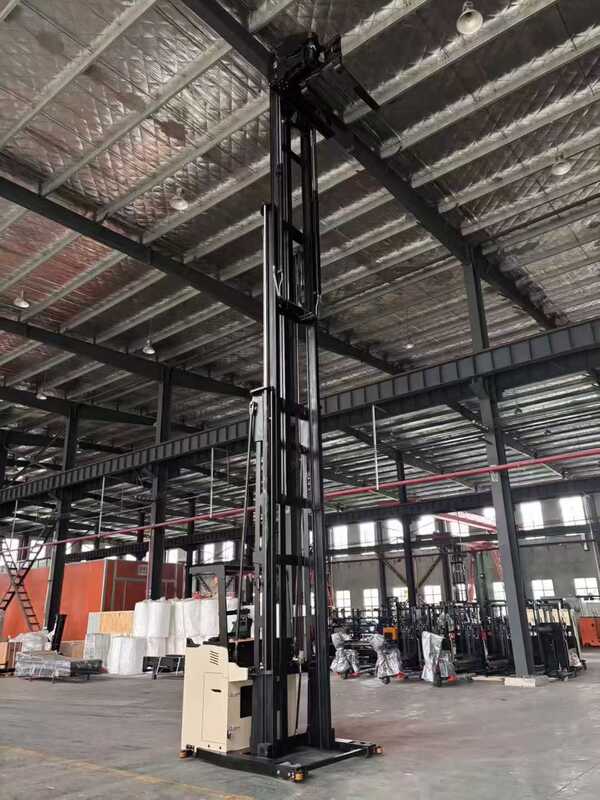 Three-way Forklift, For Warehouses/etc., 1500kg + 10m Capability